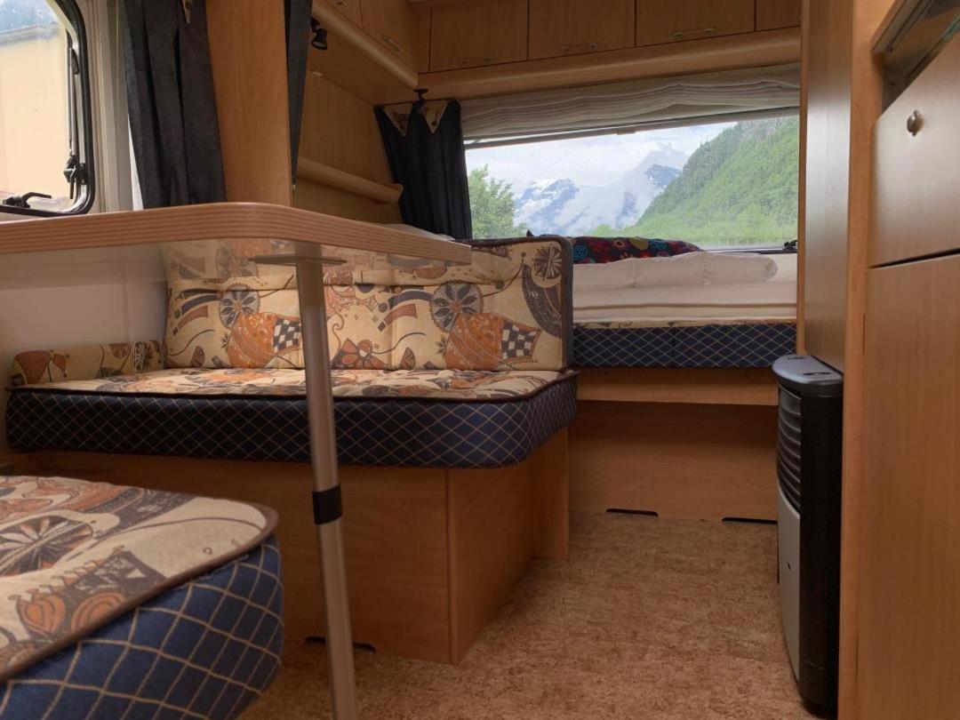Revier Caravan-Ig Und Cool Hatzingen Exteriér fotografie